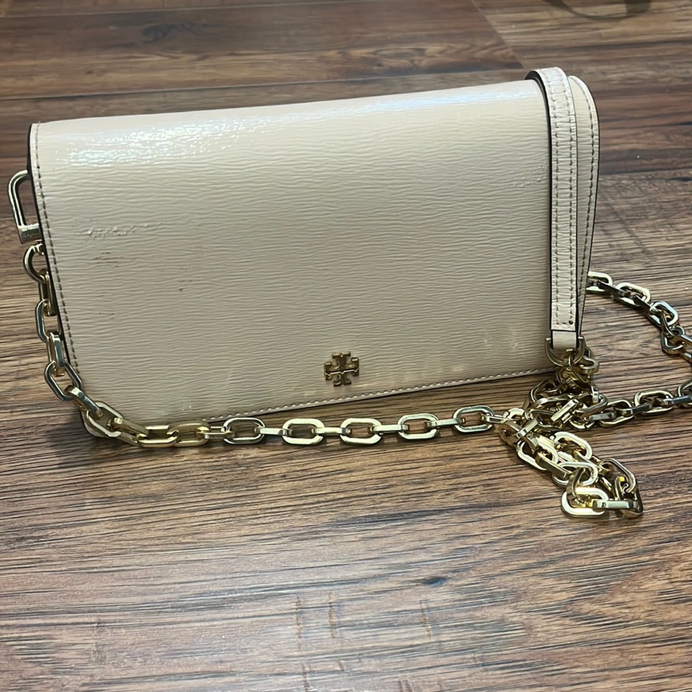 Pastel pink (hard to see in pics color) Tory Burch crossbody